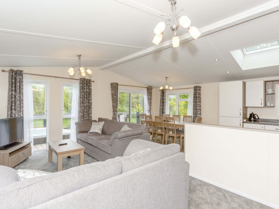 Ravenstone (Pet) - North Yorkshire (incl. Whitby) - 1191469 - thumbnail photo 6