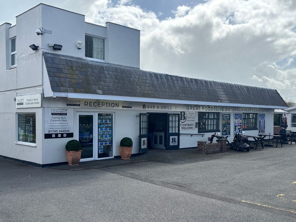 A reception area of a bar and grill at The Beachside Hideout - St Michaels and Browns Caravan Park Towyn