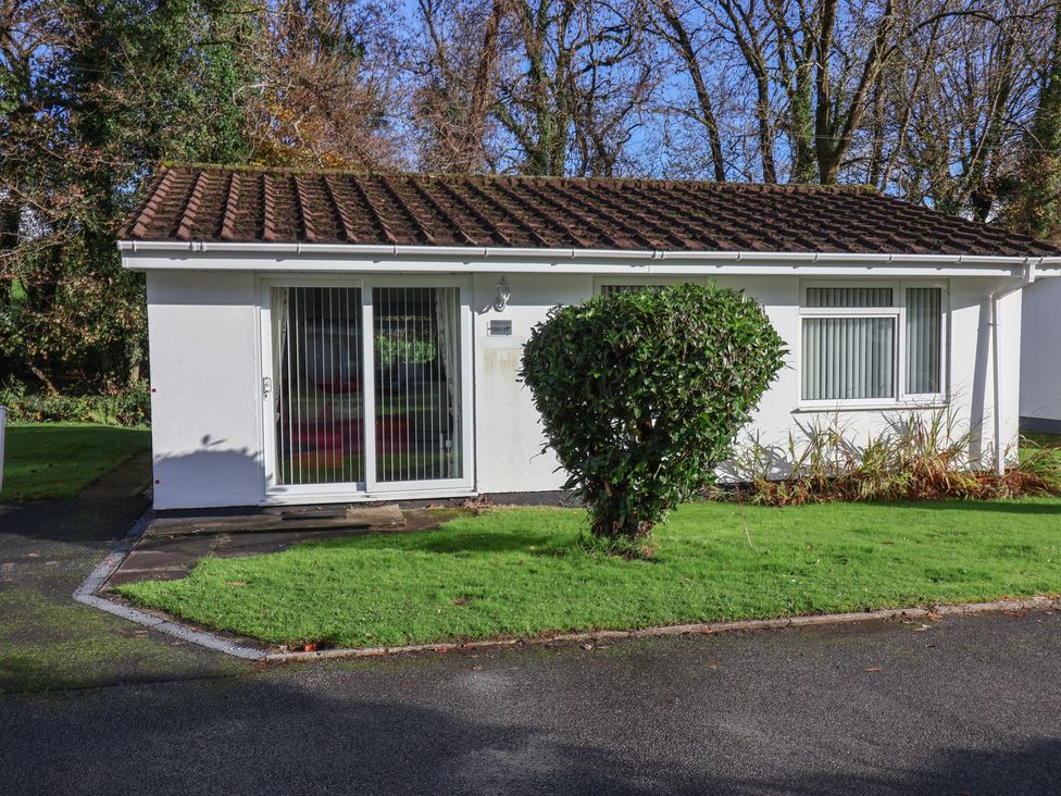 A house with a front garden and pathway at Westview in Liskeard