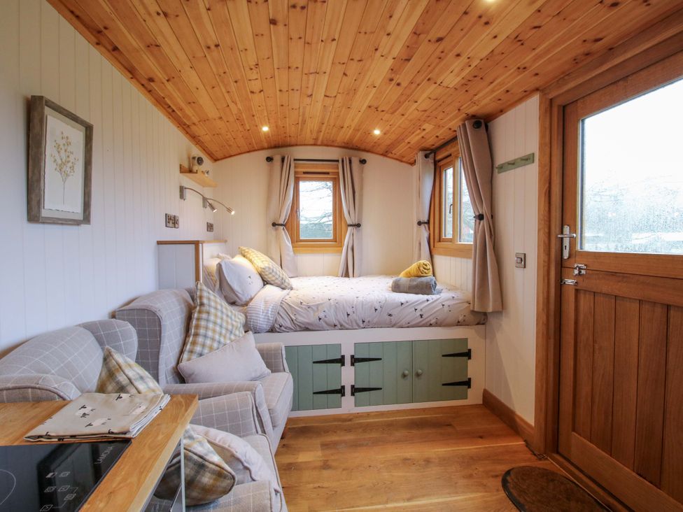 Dave’s Place - Shropshire - 1192432 - thumbnail photo 2