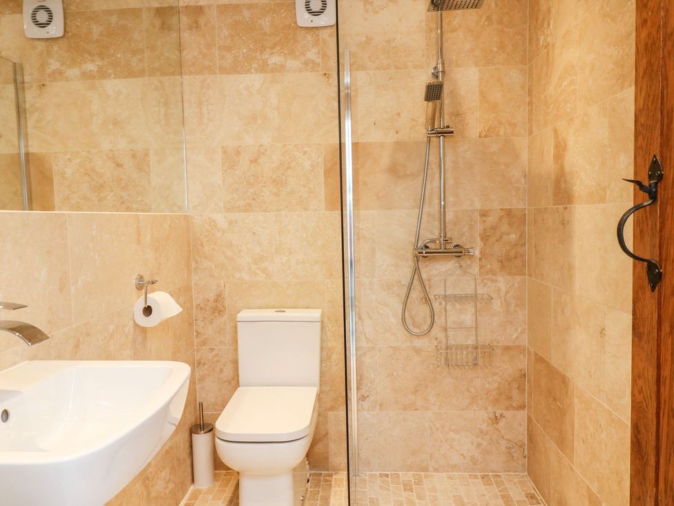 A bathroom with a sink and toilet at Lake View in Crediton