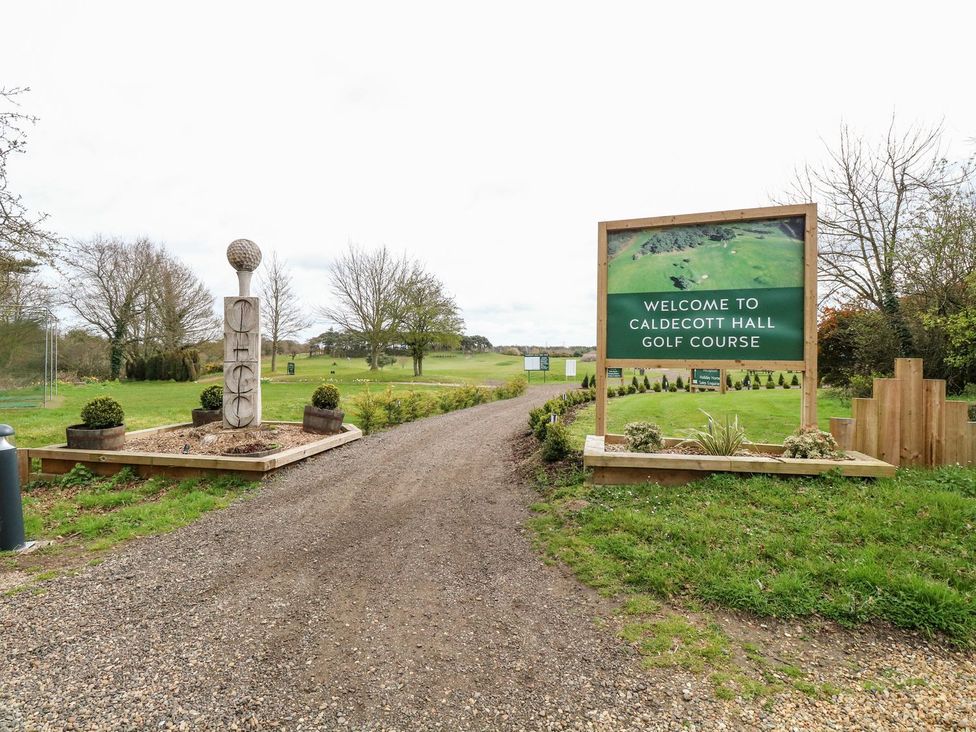 A pathway leading to Caldecott Hall Golf Course in Great Yarmouth