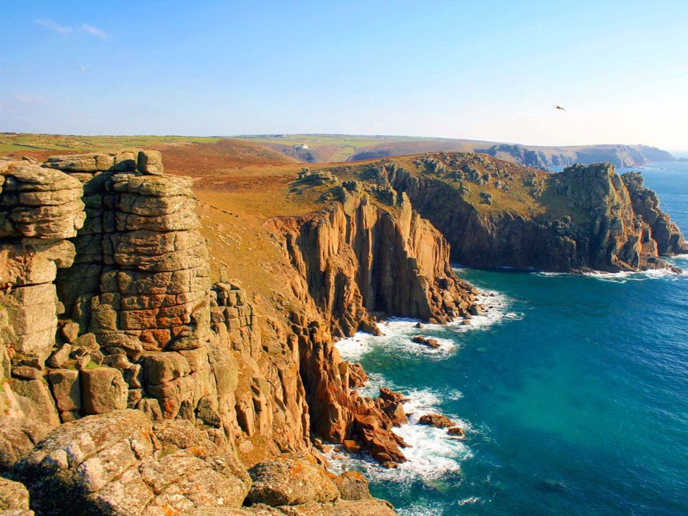A view of cliffs overlooking the ocean at Argel Spa in Praze-An-Beeble