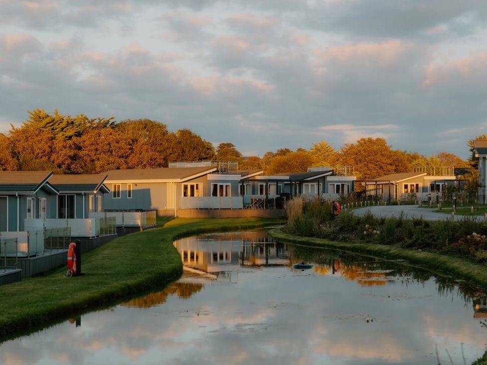 Caravans near a pond at Sennen 3 Spa Roof Terrace (Pet) in Bude