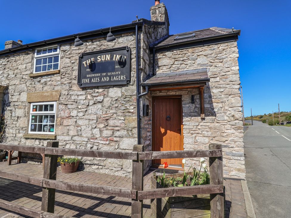 Upstairs at the Sun Inn - North Wales - 1193684 - thumbnail photo 2