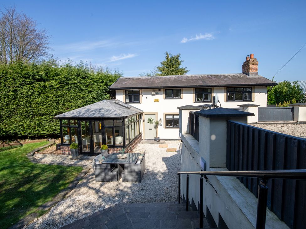 Rainbow Cottage -  - 1193705 - thumbnail photo 1