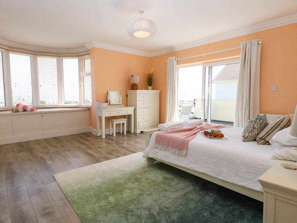 A bedroom with a bed and fruit tray at Cootiya Corner Great Lyth