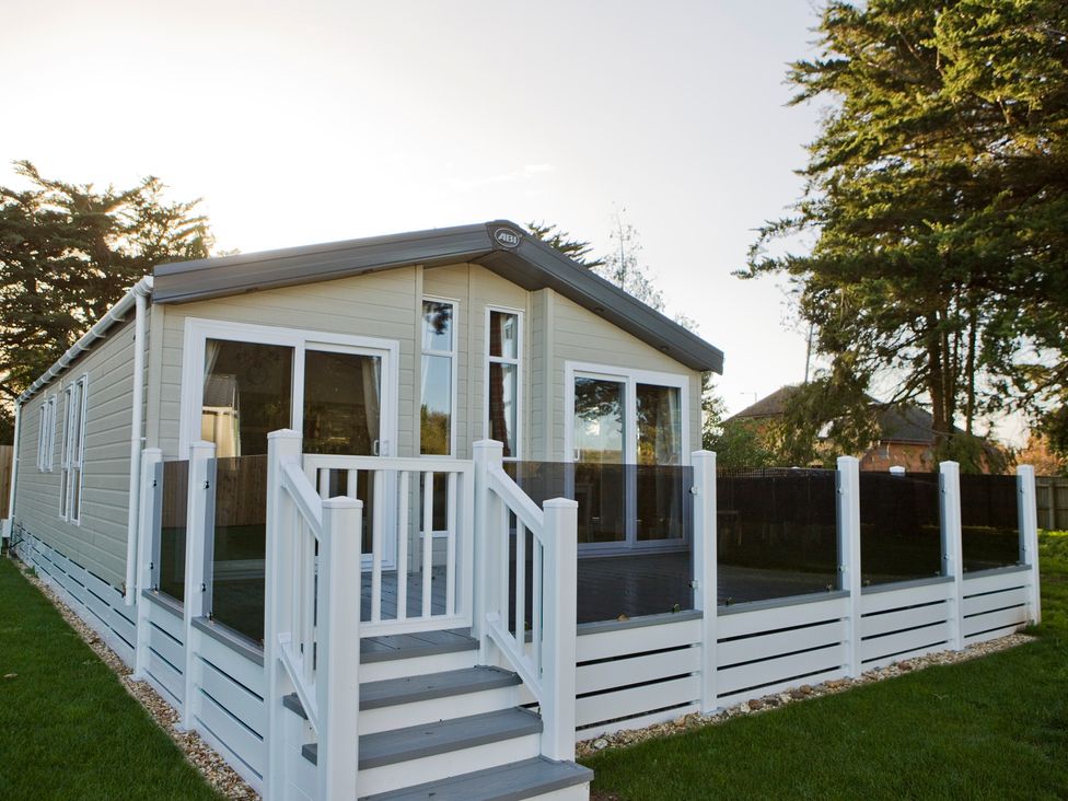 A house with steps and railing at Orchid 9 in Christchurch