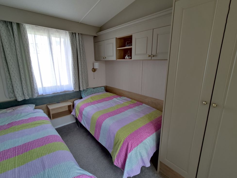 Rockley Park - Harbour View - Dorset - 1194016 - thumbnail photo 11