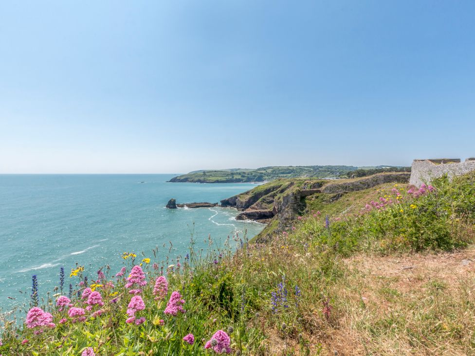 Caravan C32 at Landscove Holiday Park - Devon - 1194142 - thumbnail photo 13