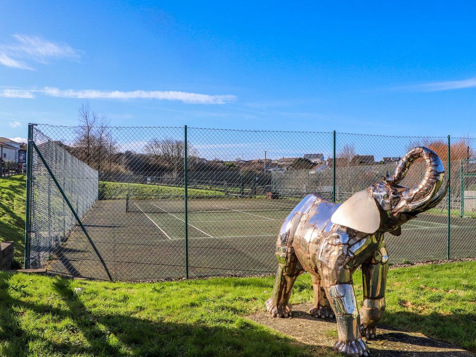 An elephant statue near a tennis court at Pentewan - 67 in Portreath