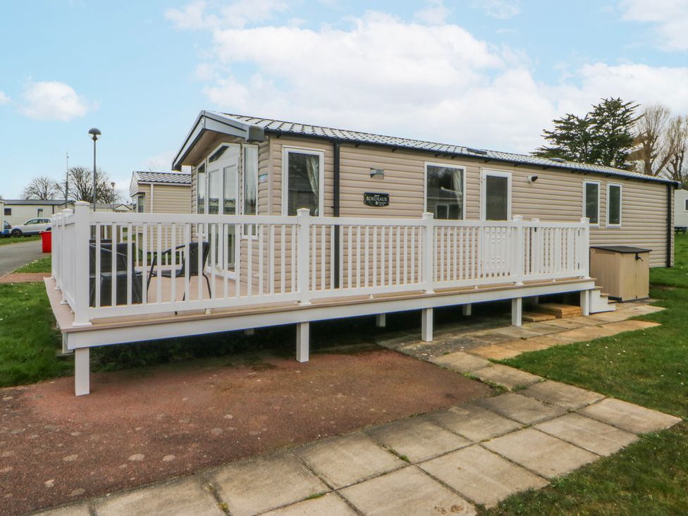 49 Cader Idris, Hafan-Y-Mor Holiday Park - North Wales - 1195728 - thumbnail photo 1