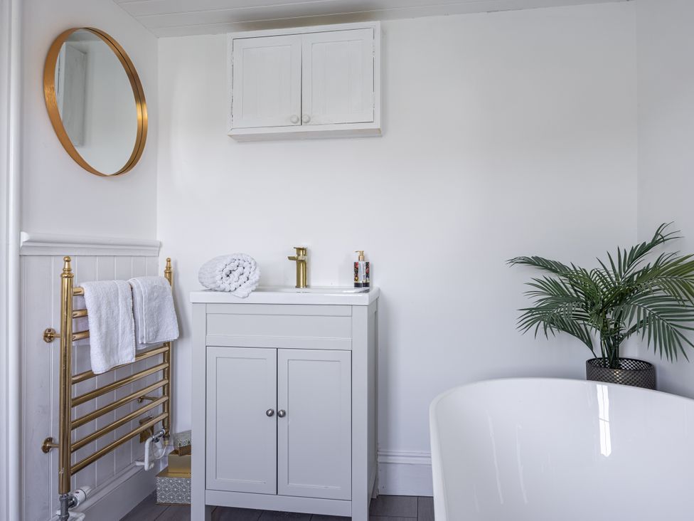 Bell Cottage - Devon - 1195784 - thumbnail photo 24