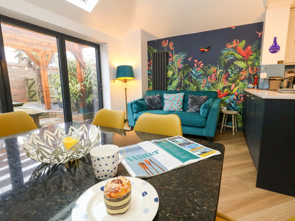 Still Waters - Dorset - 1195851 - thumbnail photo 4