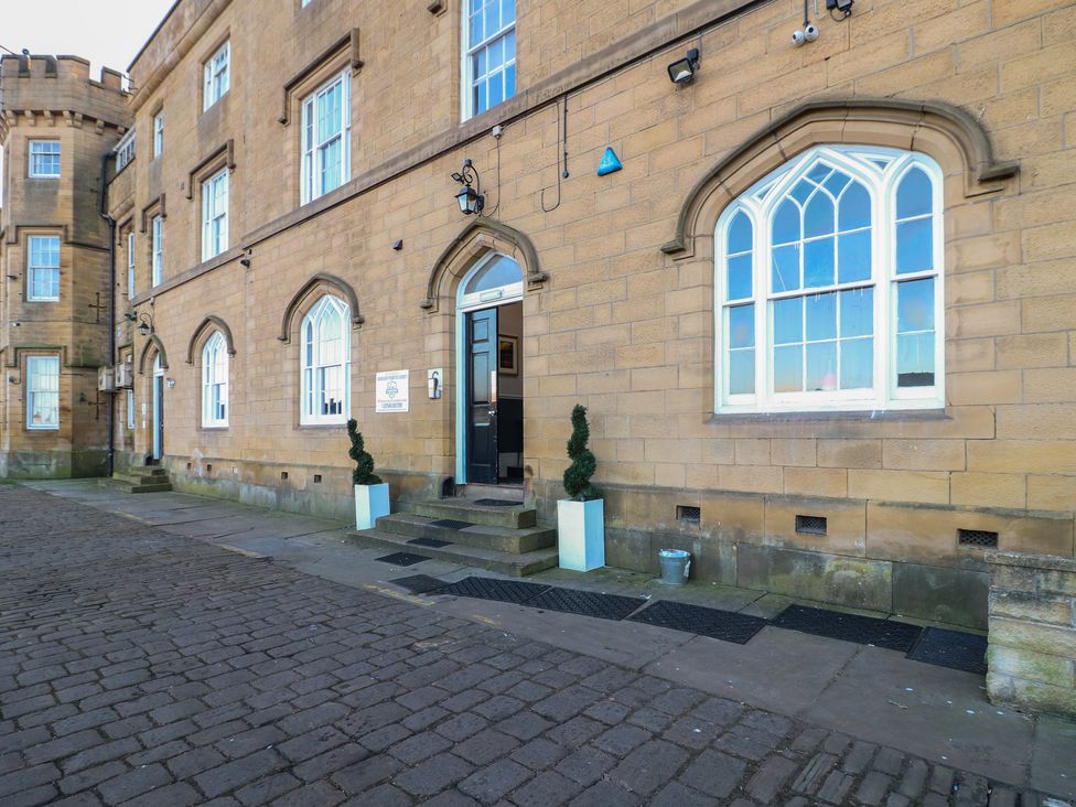 Cheshire Suite - Peak District & Derbyshire - 1195911 - thumbnail photo 1