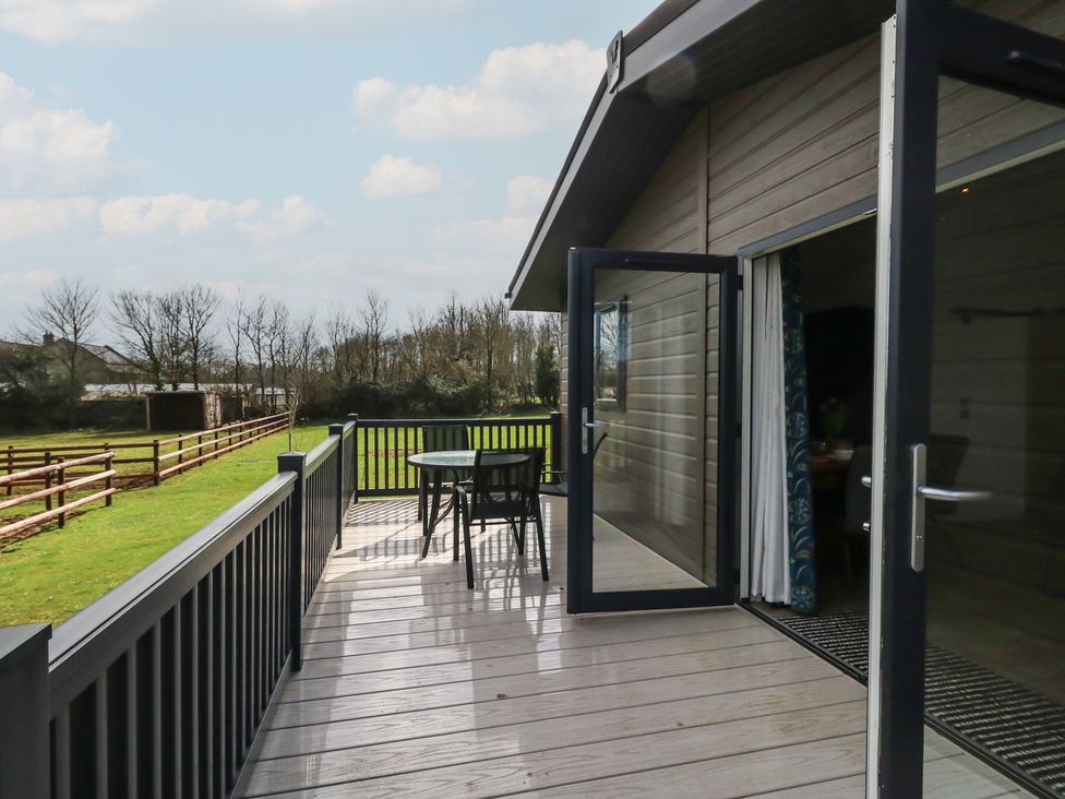 Grass Roots - Somerset & Wiltshire - 1196345 - thumbnail photo 2