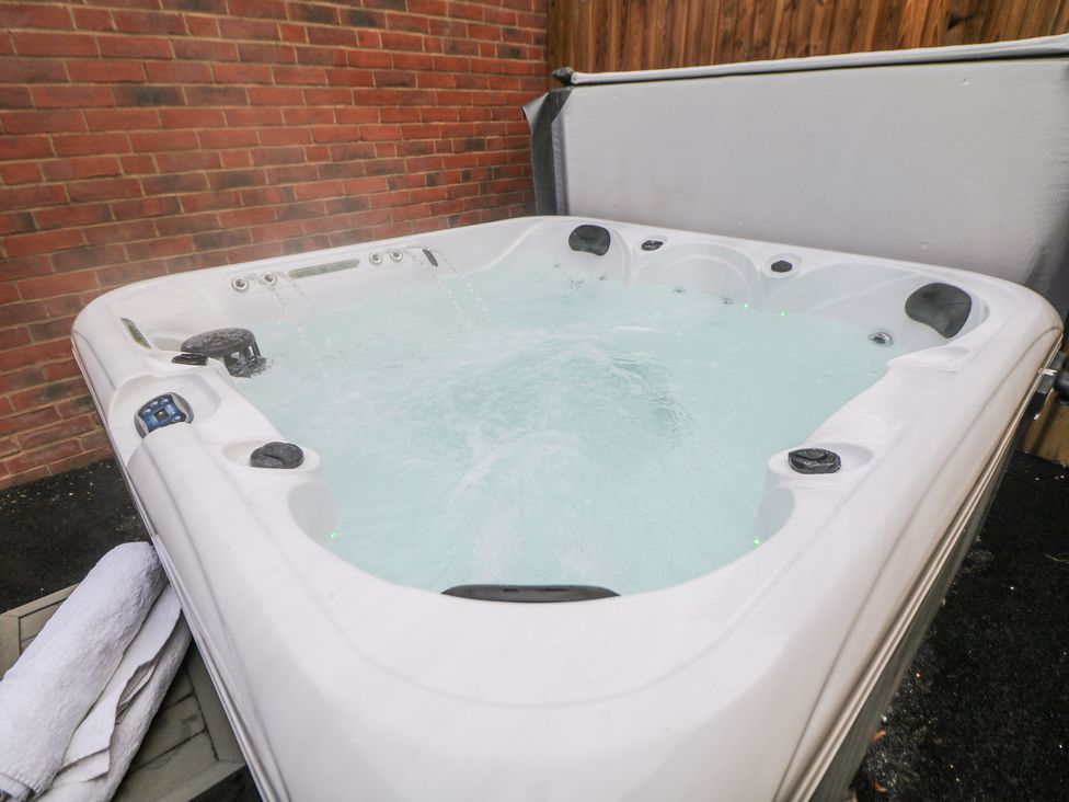 Courtyard View - Peak District & Derbyshire - 1196550 - thumbnail photo 25