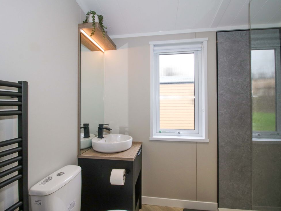 Poppy - Herefordshire - 1197904 - thumbnail photo 19