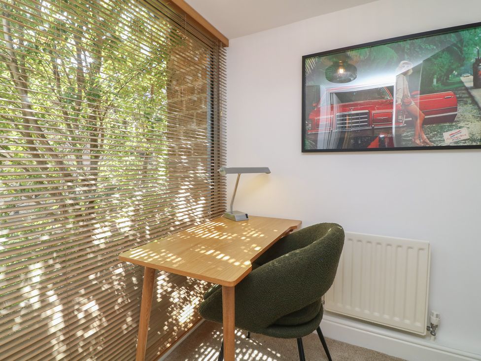 An office with a desk and chair at Tower Cottage Nottingham
