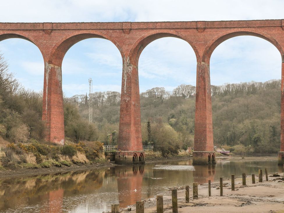 A viaduct over a river at Cha Cha's Cottage in Whitby