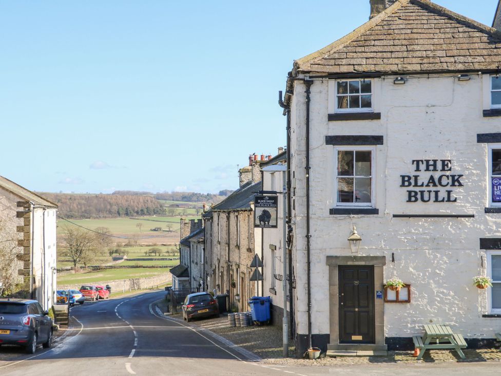 A view of The Black Bull pub on a road in Leyburn