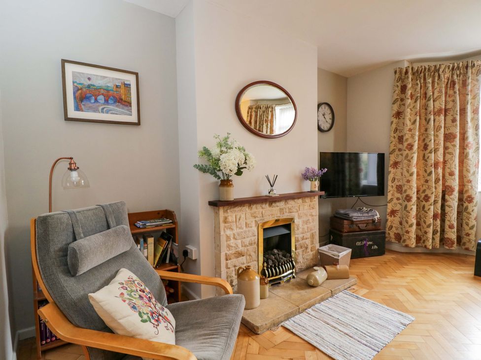 Highbury - Somerset & Wiltshire - 1198286 - thumbnail photo 4