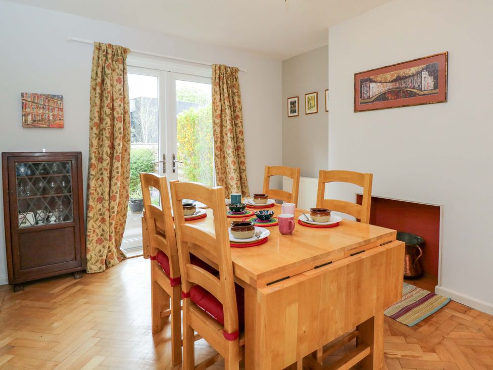 Highbury - Somerset & Wiltshire - 1198286 - thumbnail photo 10