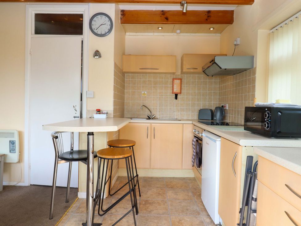 Sea Glimpse - Devon - 1198311 - thumbnail photo 9