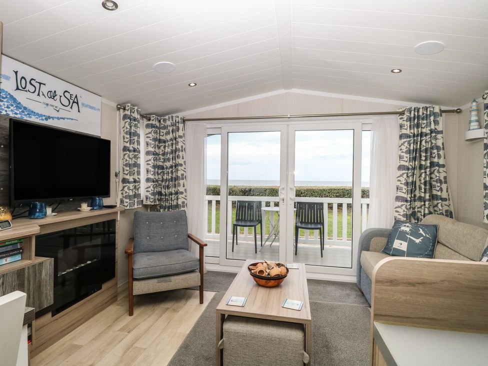 A living room with a view of the sea at Caravan in Great Yarmouth