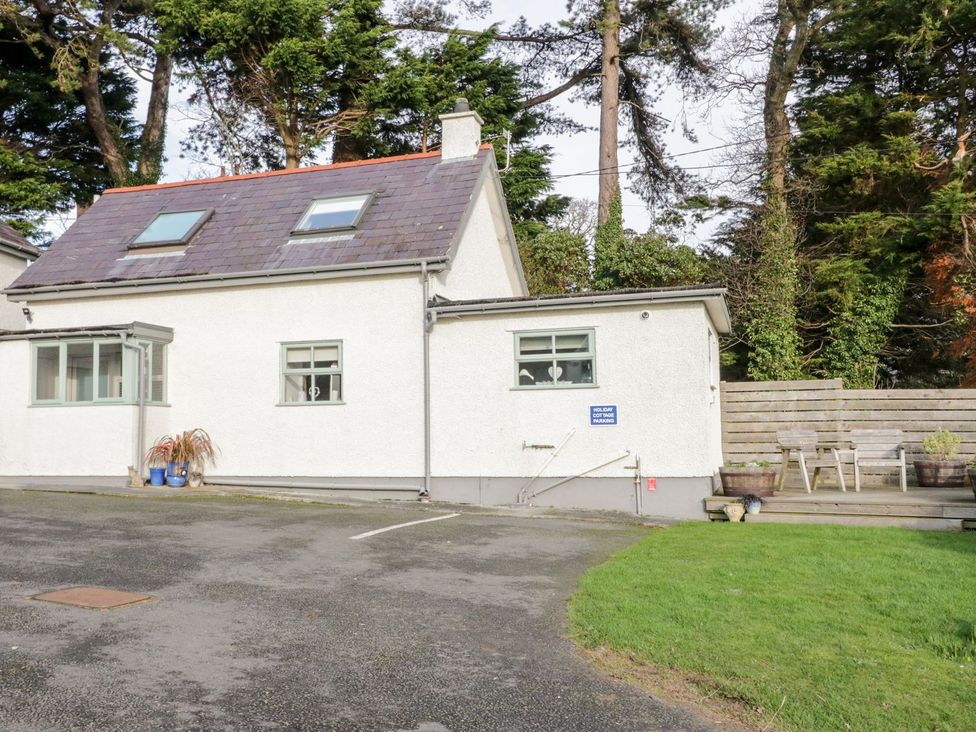 A house with a slate roof and parking at Eryri View Retreat in 