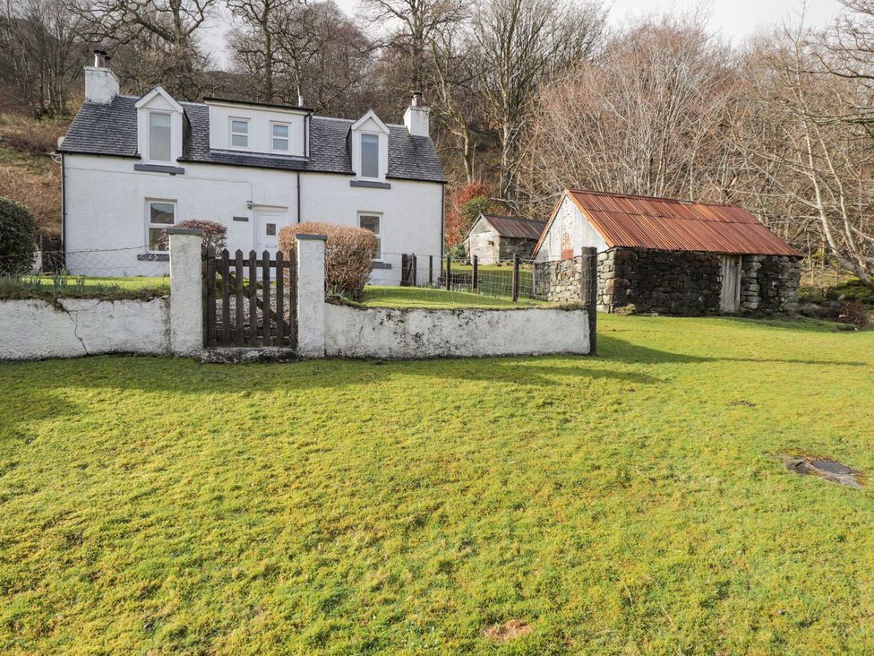 A house with a garden and shed at Tigh a Phailean in Kyle