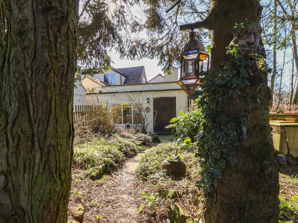 The Jewel In The Crown -  - 1199294 - thumbnail photo 1