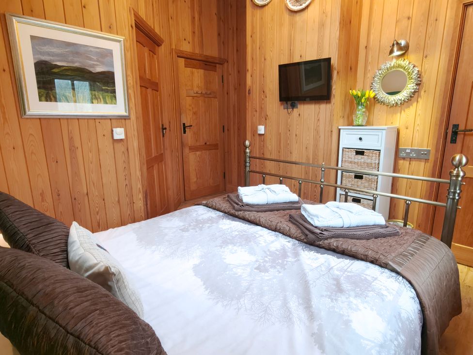 A bedroom with a bed and furnishings at Kaber Chapel in Kaber near Kirby Stephen