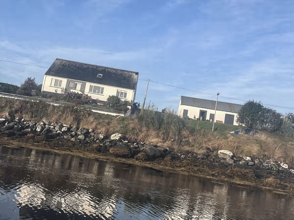 A house with garden near water at 3 Linshader in Stornoway