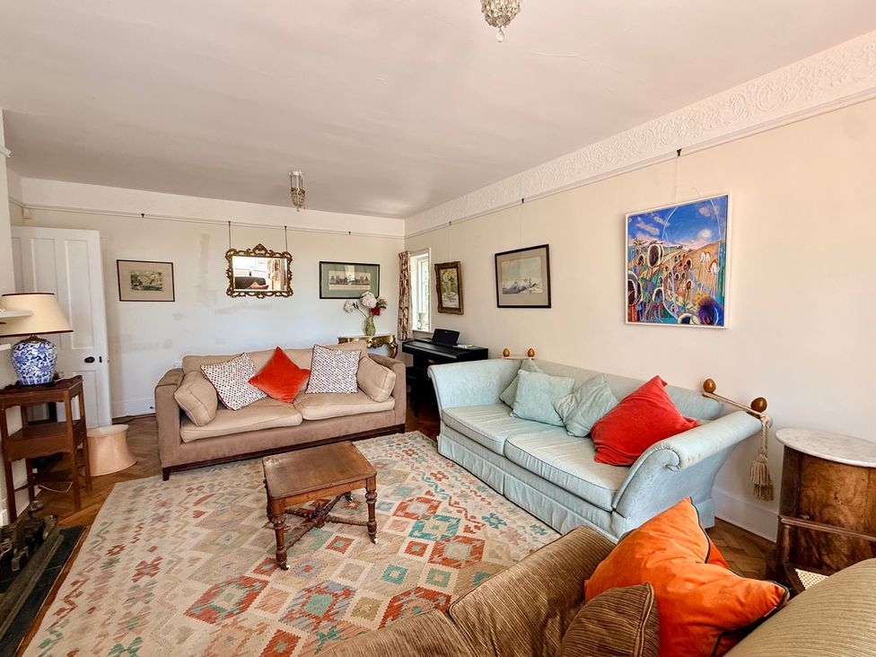 A living room with sofas and a coffee table at Avenue Road in Lymington