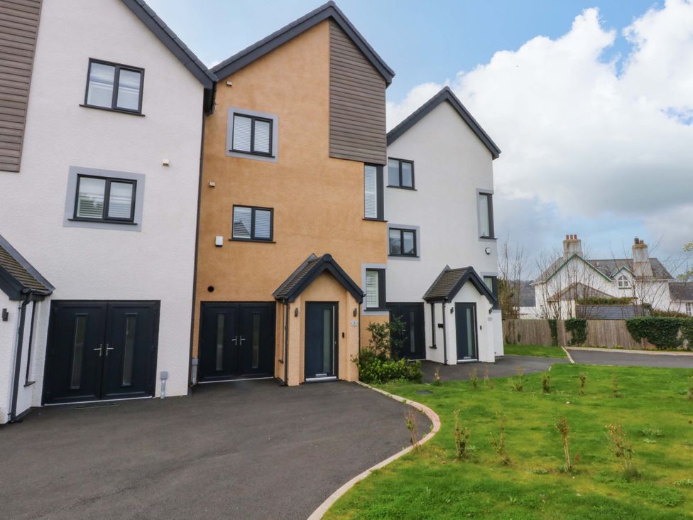 Three houses with a driveway and garden at 2 Glan Yr Aber Colwyn Bay