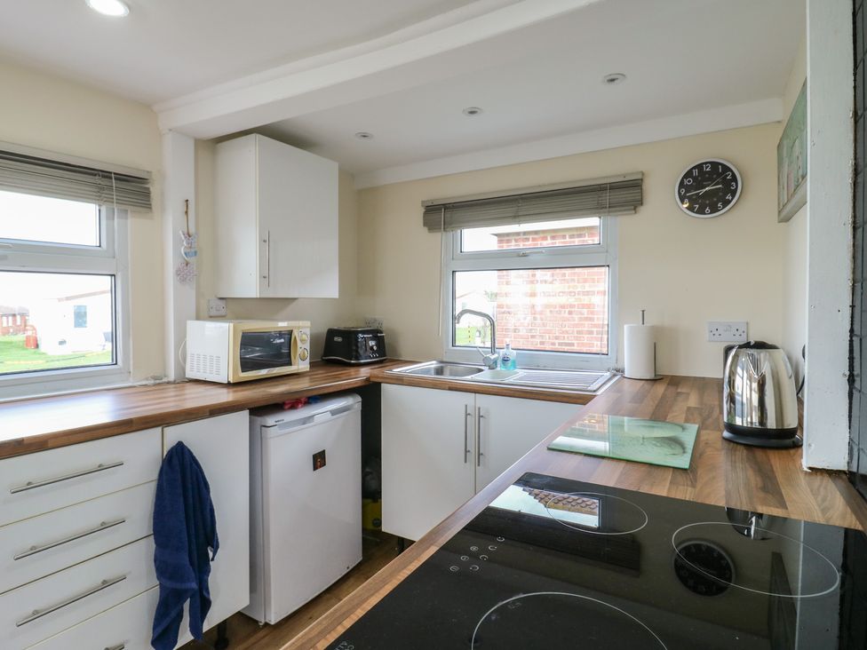 Salt Air 130 @ Park Ave Holiday Village and Southbank Club - Kent & Sussex - 1199846 - thumbnail photo 9