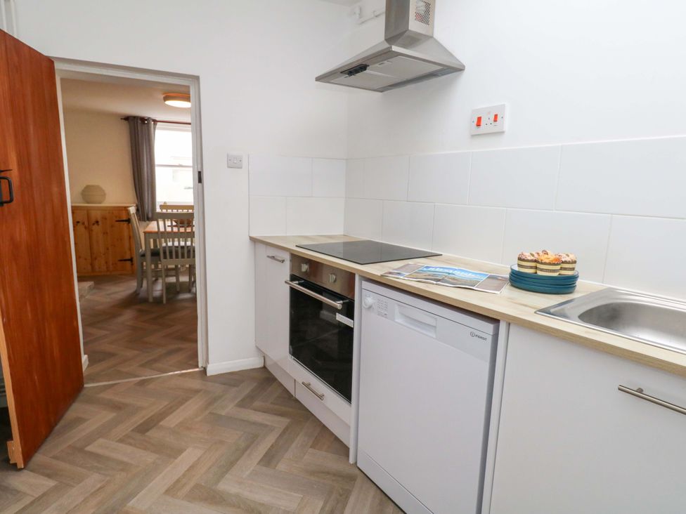 A kitchen with appliances and countertop at NO 10 Fortuneswell
