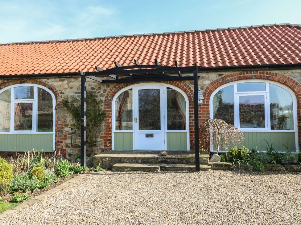 An entrance view of Castle View Cottage in Bedale