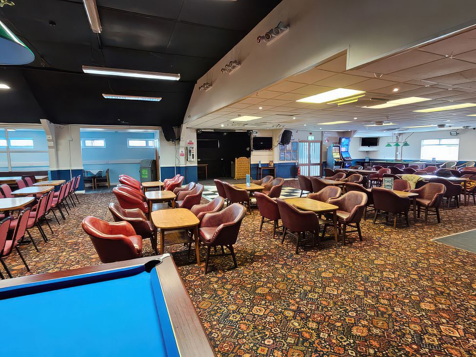 A bar area with seating and a pool table at Watersmeet - 85 @ Park Avenue Holiday Village Leysdown-On-Sea, Kent