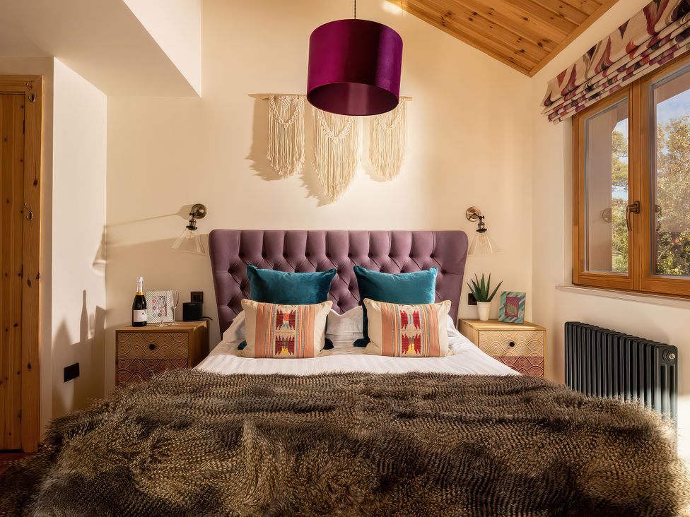 Gezellig Log Cabin - North Wales - 1200406 - thumbnail photo 12