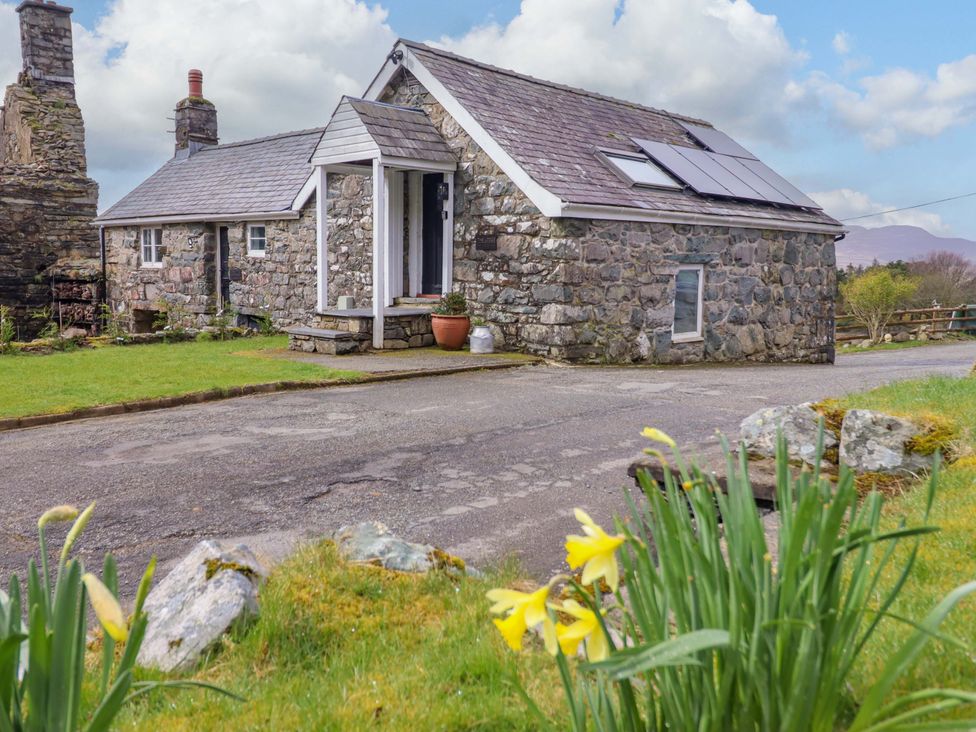 The Lodge House at Rhiw Goch Inn - North Wales - 1200523 - thumbnail photo 1