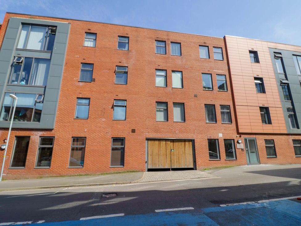 An exterior view of an apartment building at Apartment 15 in Birmingham