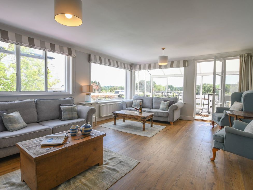 A living room with sofas and a coffee table at Beresford House in Woodbridge
