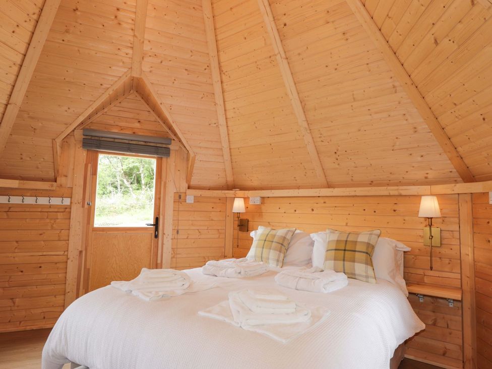 A bedroom with a bed and window at Little Luxe Lodges 2 in Kyle