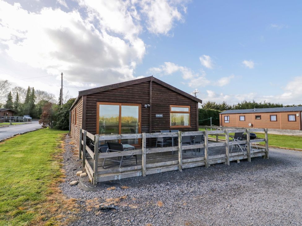 Lavender Lodge - Cotswolds - 1201019 - thumbnail photo 1