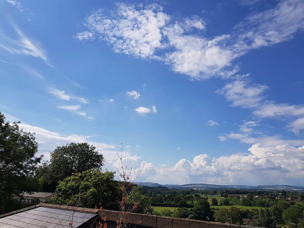 A view of the sky and landscape at Apartment - Sleeps 2 - Pet friendly - Parking in Ludlow