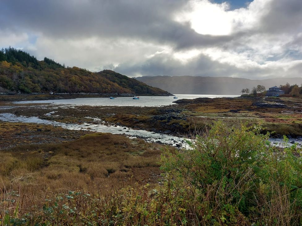 A landscape with water and boats at 1 Bed Lodge - Sleeps 2 - Parking - Wifi in Salen