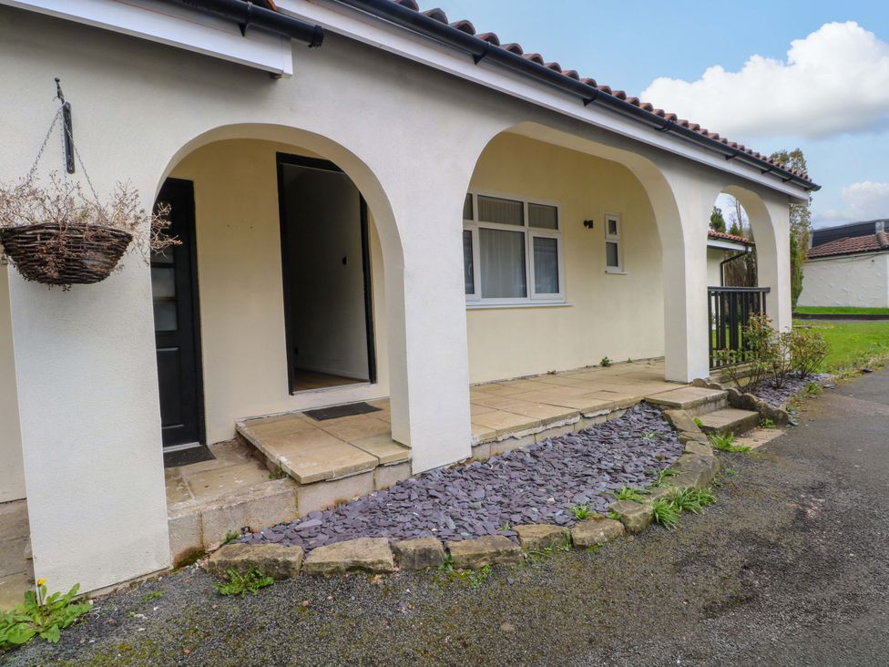 An outdoor area with a front porch and pathway at 2 bed no. 6 Chorley