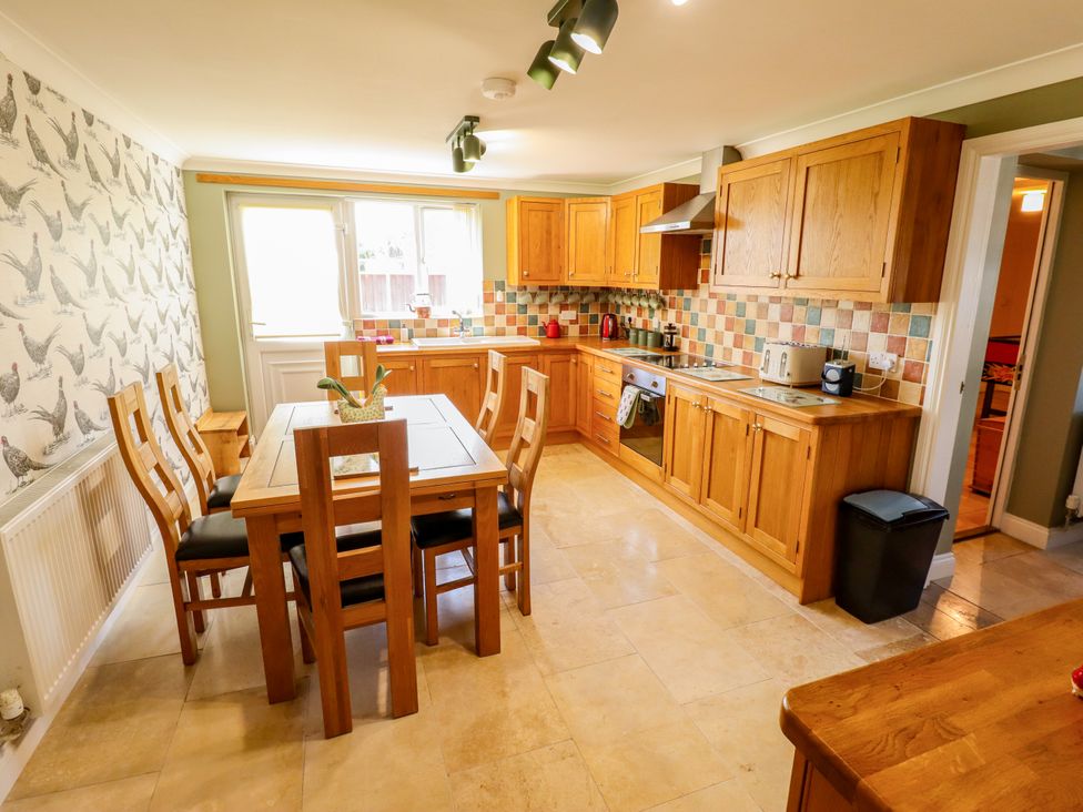 Rowan Cottage - Lincolnshire - 1201854 - thumbnail photo 11